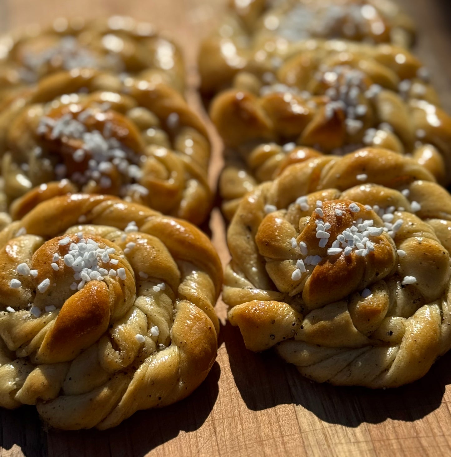Cardamom Knots (Kardemommeknuter)