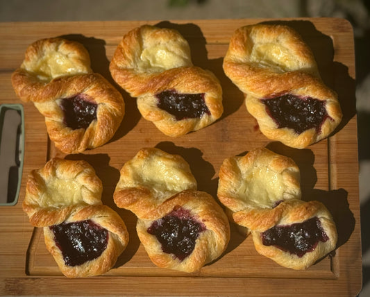 4 individual Danish Pastries (Viennese Bread)